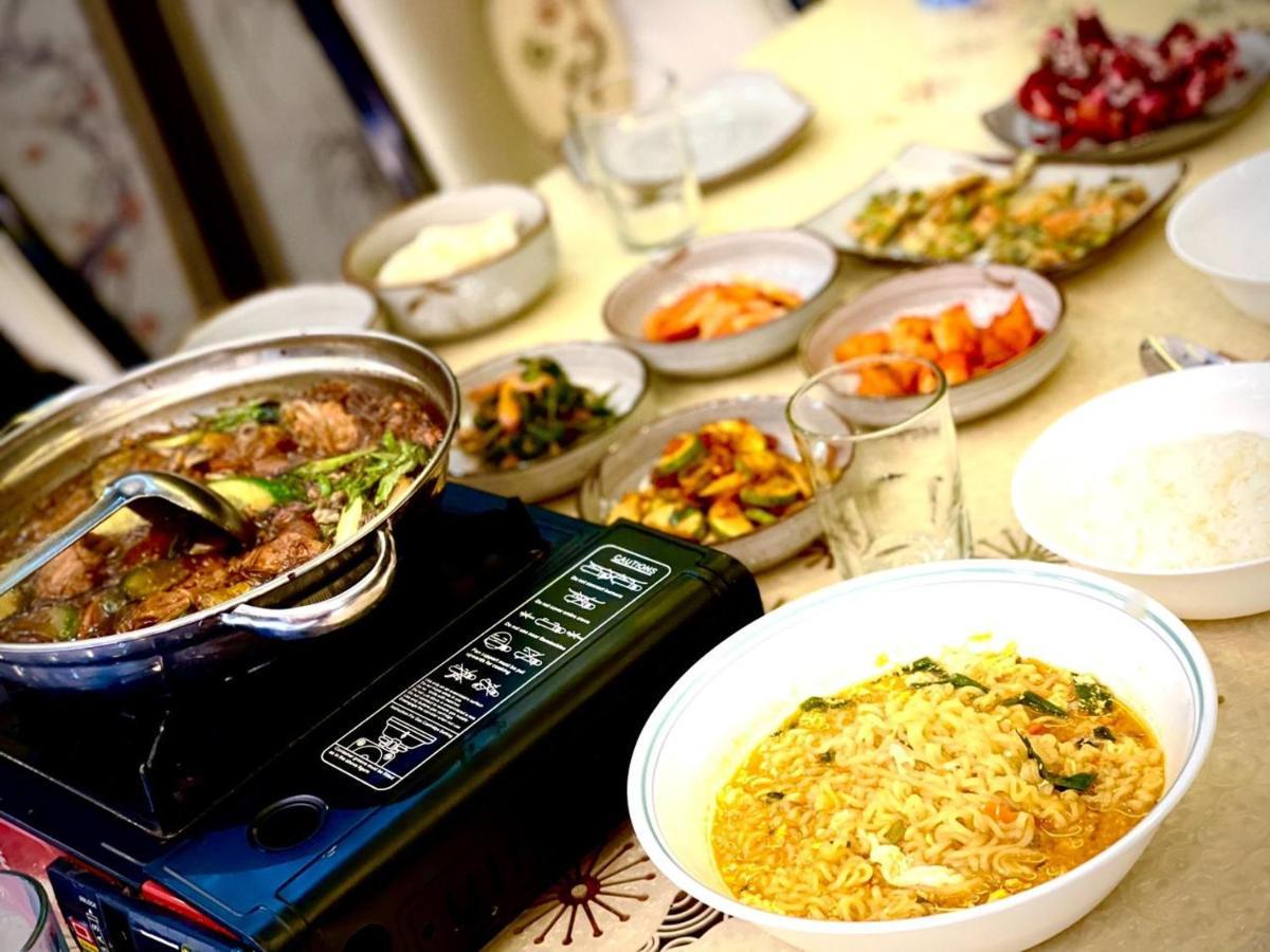Asian Hotel Дукм Екстер'єр фото