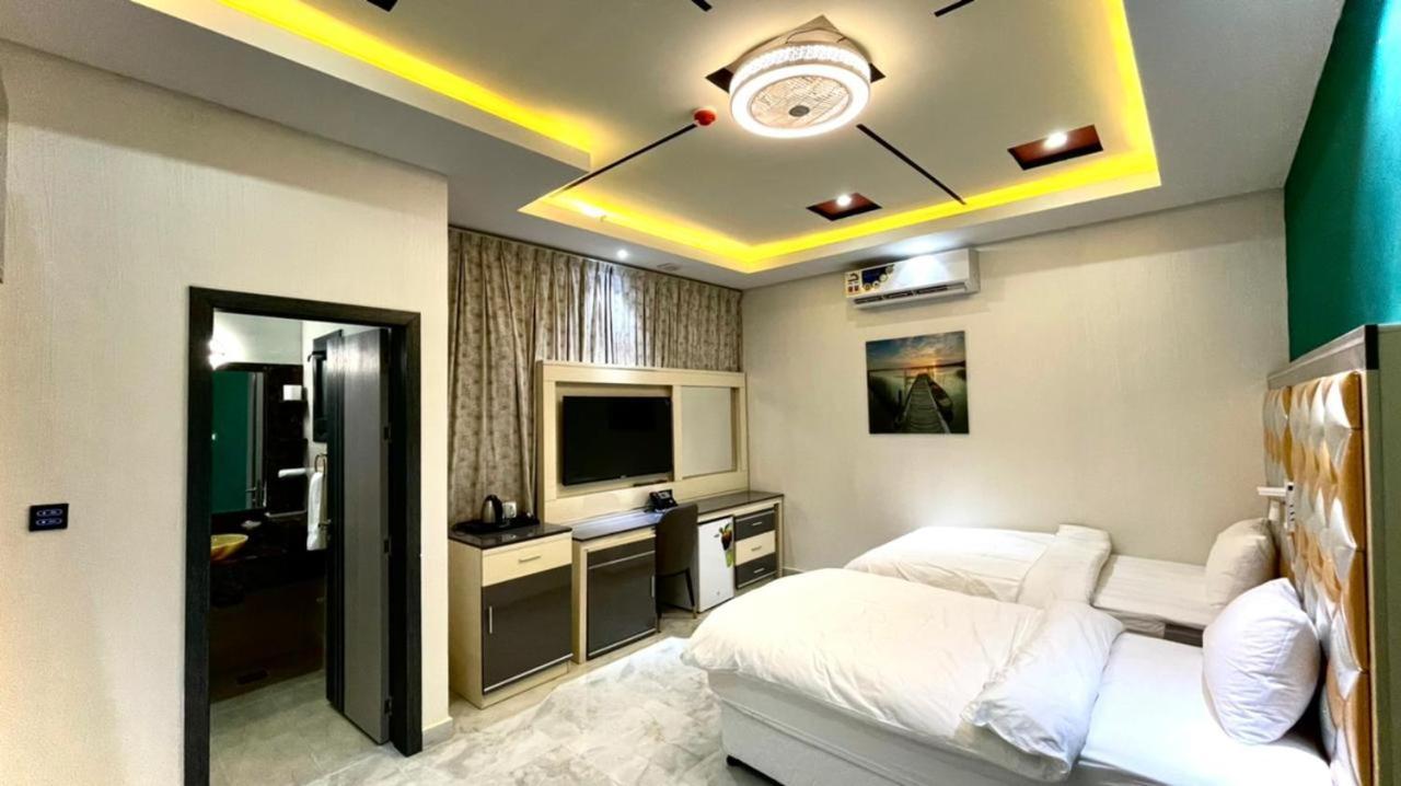 Asian Hotel Дукм Екстер'єр фото